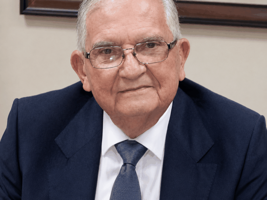 Retrato del Lcdo. Francisco Agrait-Oliveras en la sección Legado In-Memoriam